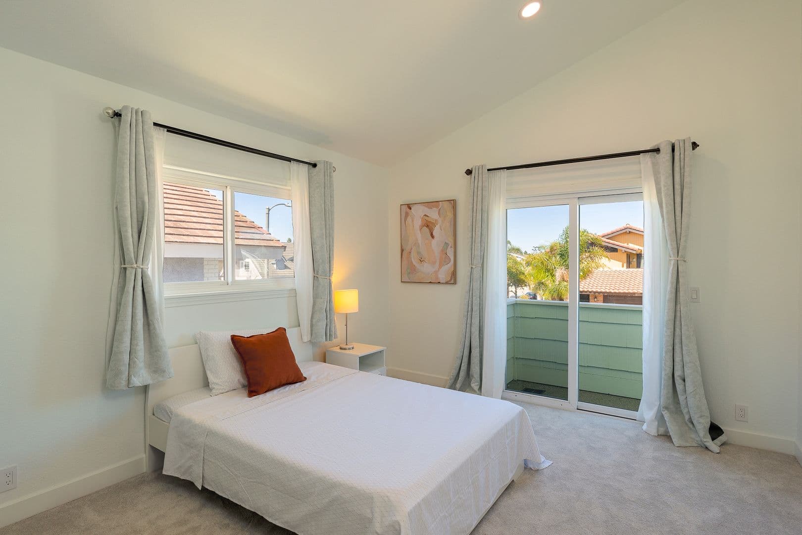 Oxnard Apartment: 2411 Monaco Ct