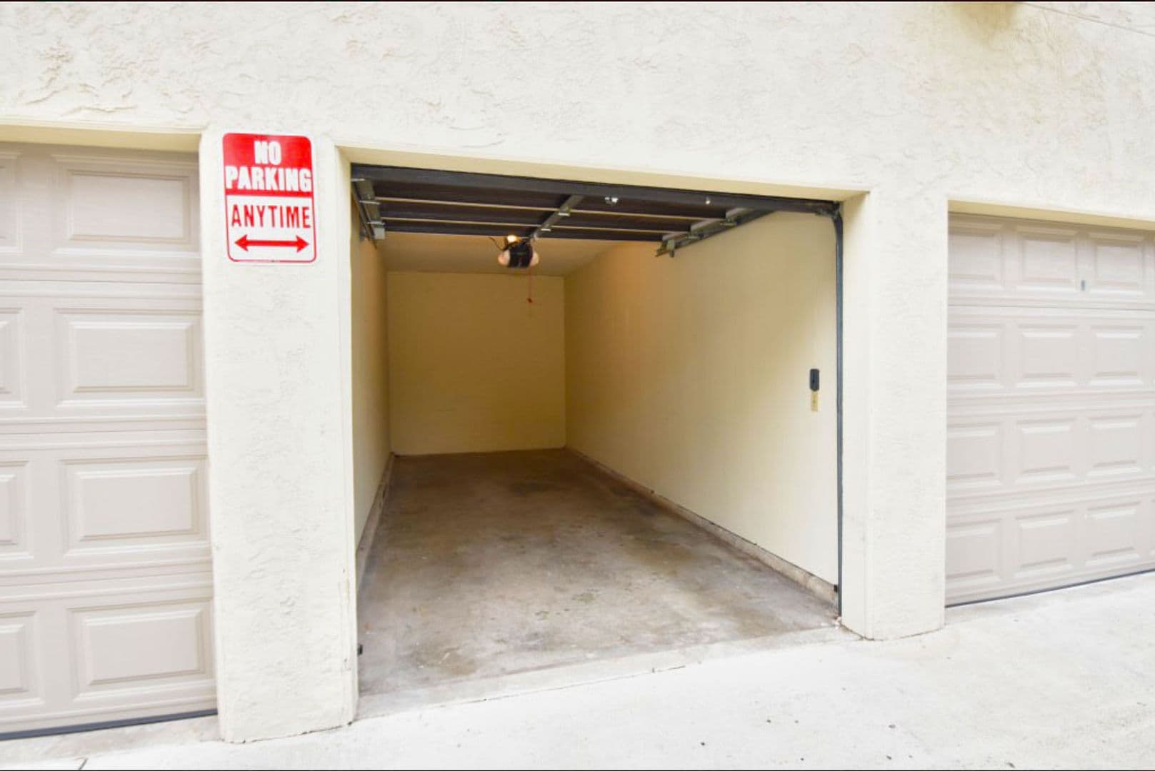 San Diego Apartment: 9585 Gold Coast Dr