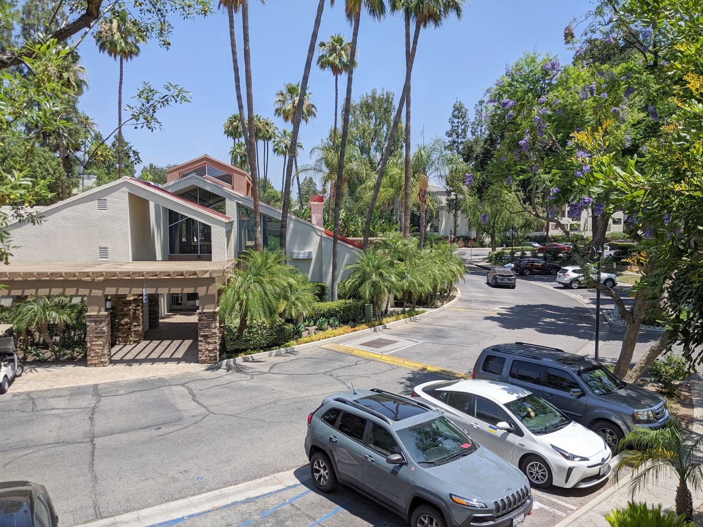 Woodland Hills Apartment: 5525 Canoga Ave #123