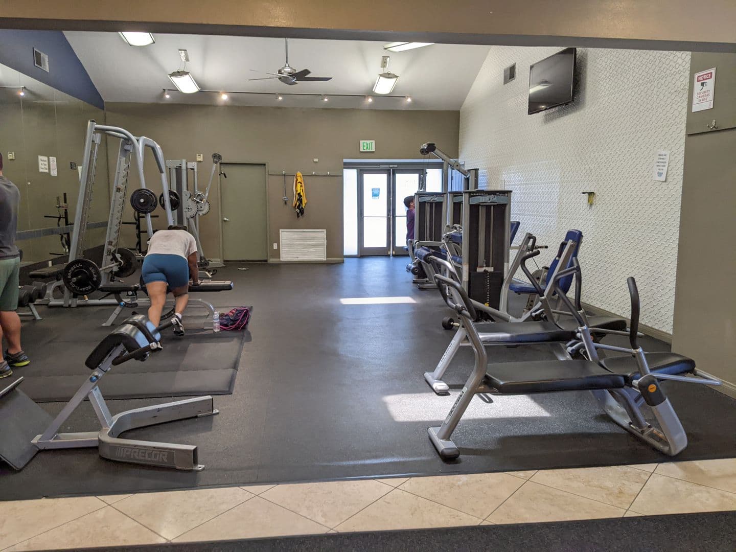 Woodland Hills Apartment: 5525 Canoga Ave #123
