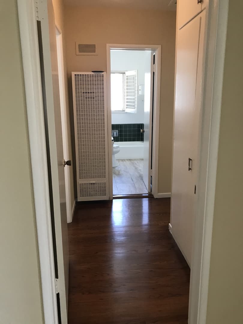 Los Angeles Condo: 1615 N. Laurel Ave - #203
