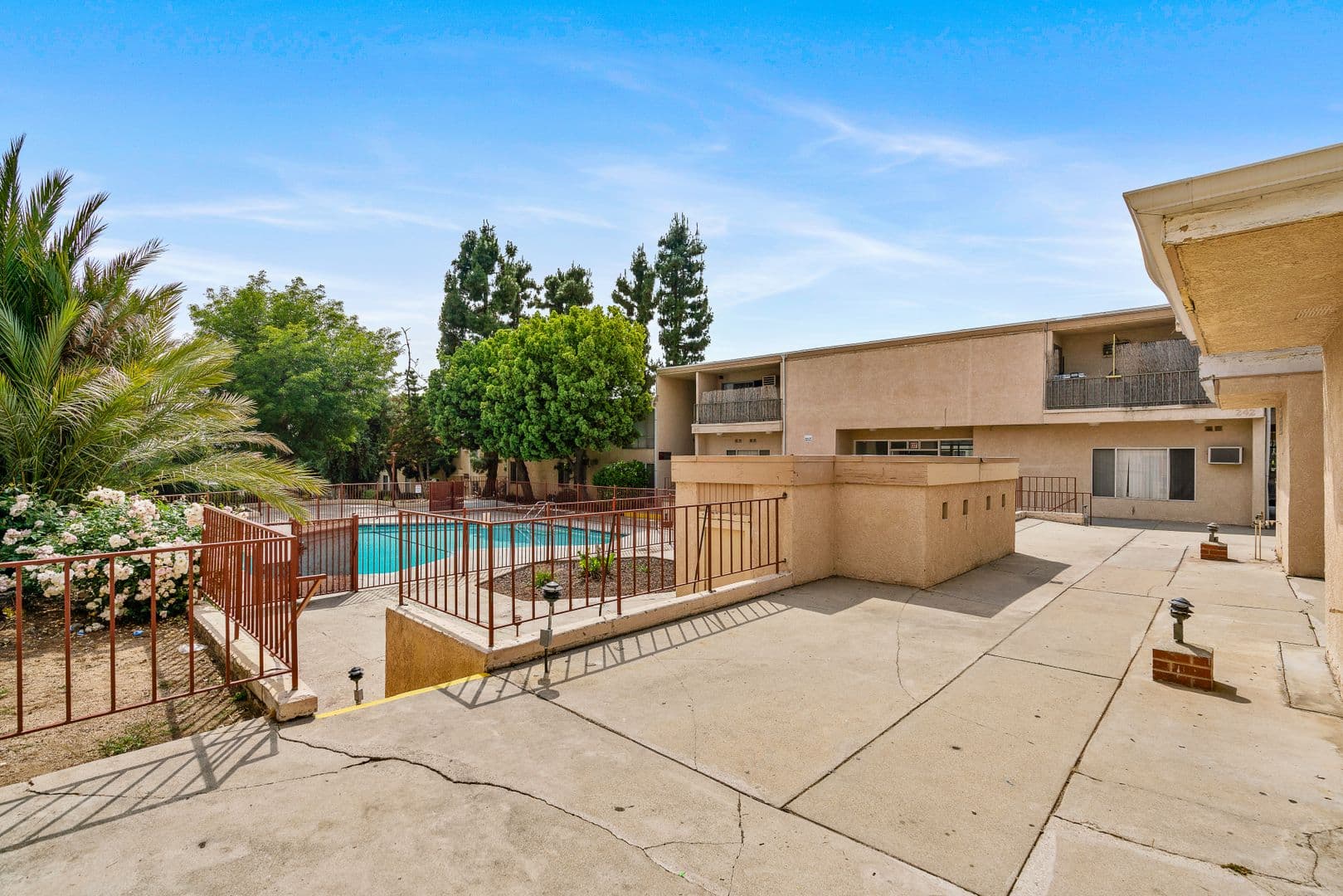 Sylmar Apartment: 12960 Dronfield Ave.