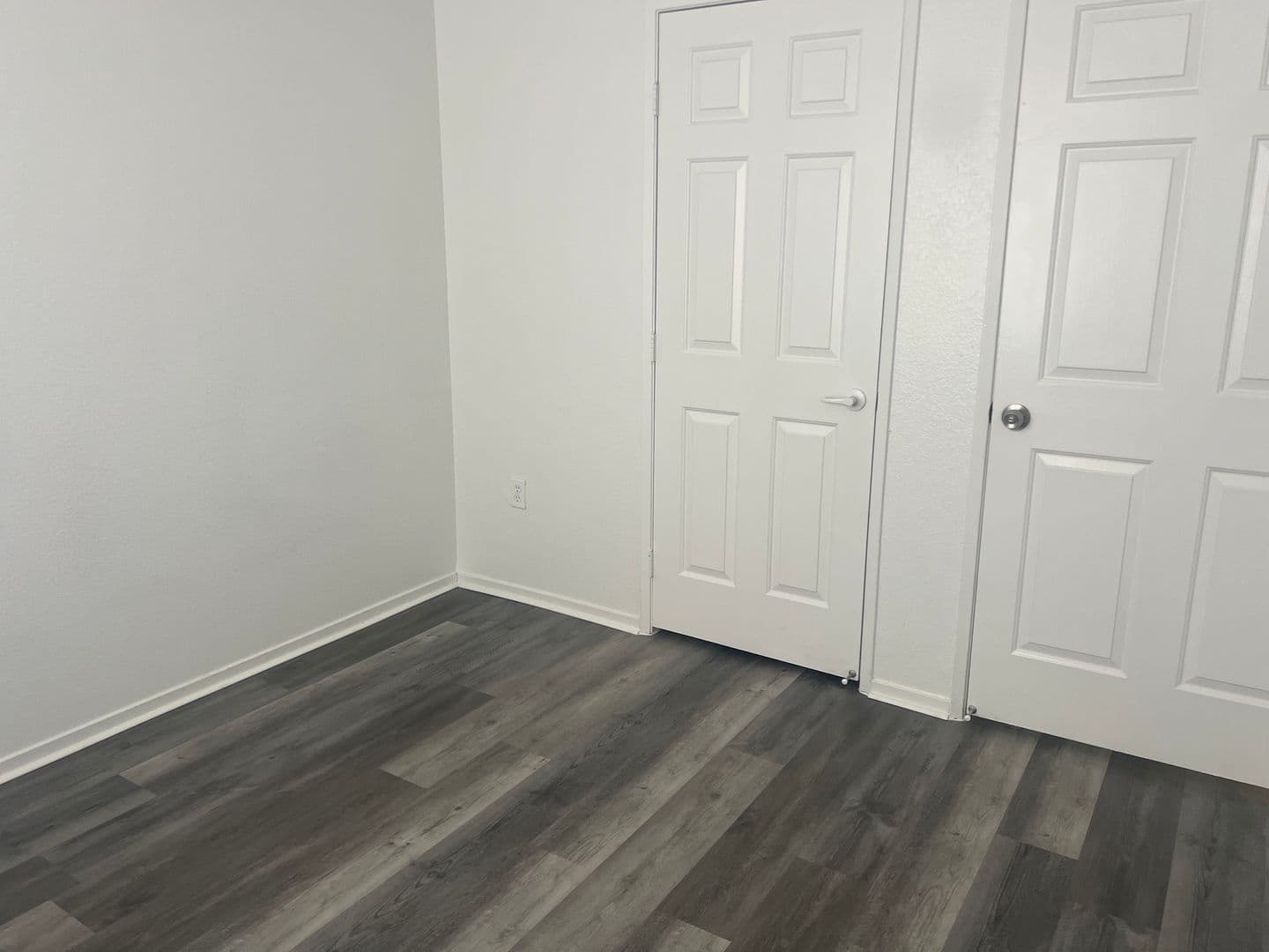 Las Vegas Apartment: 900 Doolittle Ave