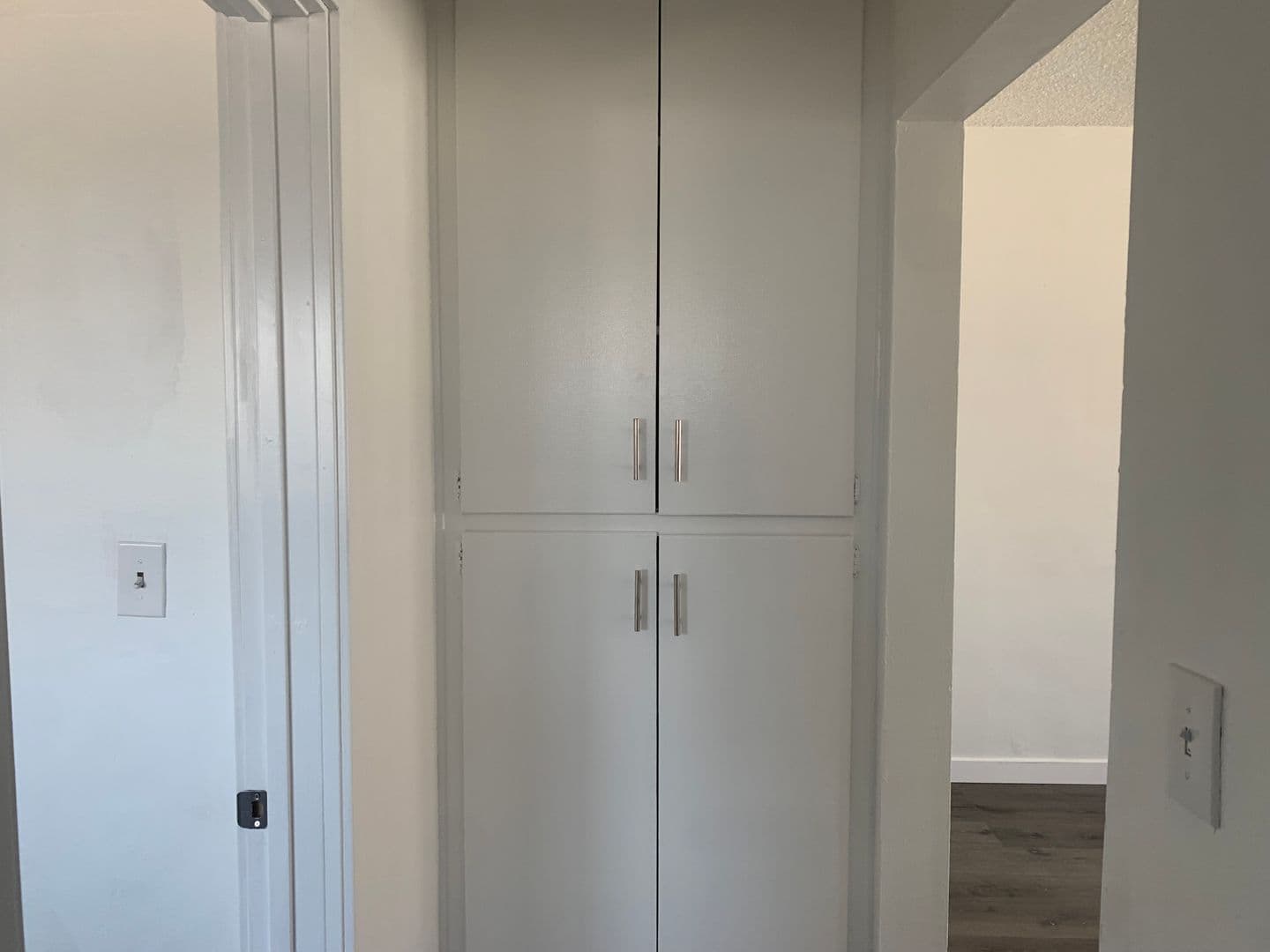 Los Angeles Apartment: 6736 & 6800 West Blvd