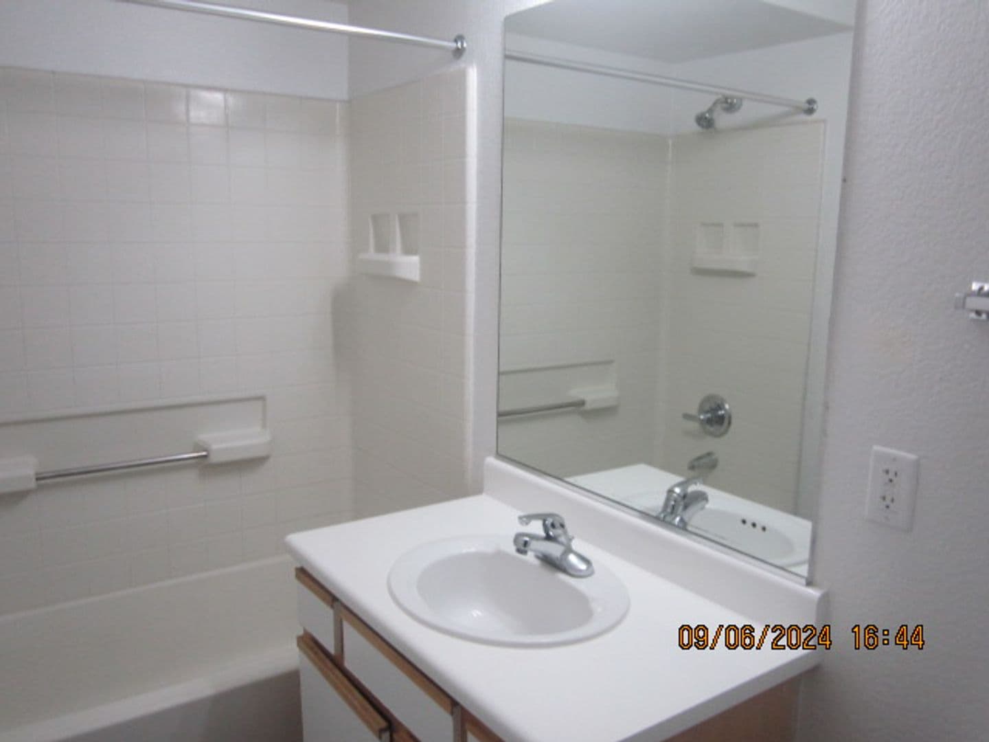 Las Vegas Apartment: 1555 Balzar Ave