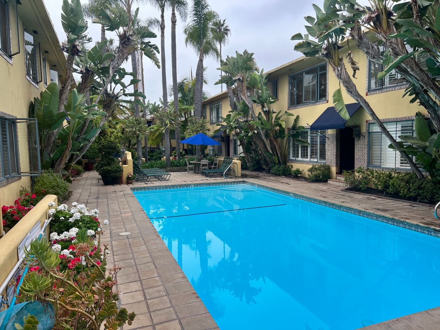 Los Angeles Condo: 1615 N. Laurel Ave - #203
