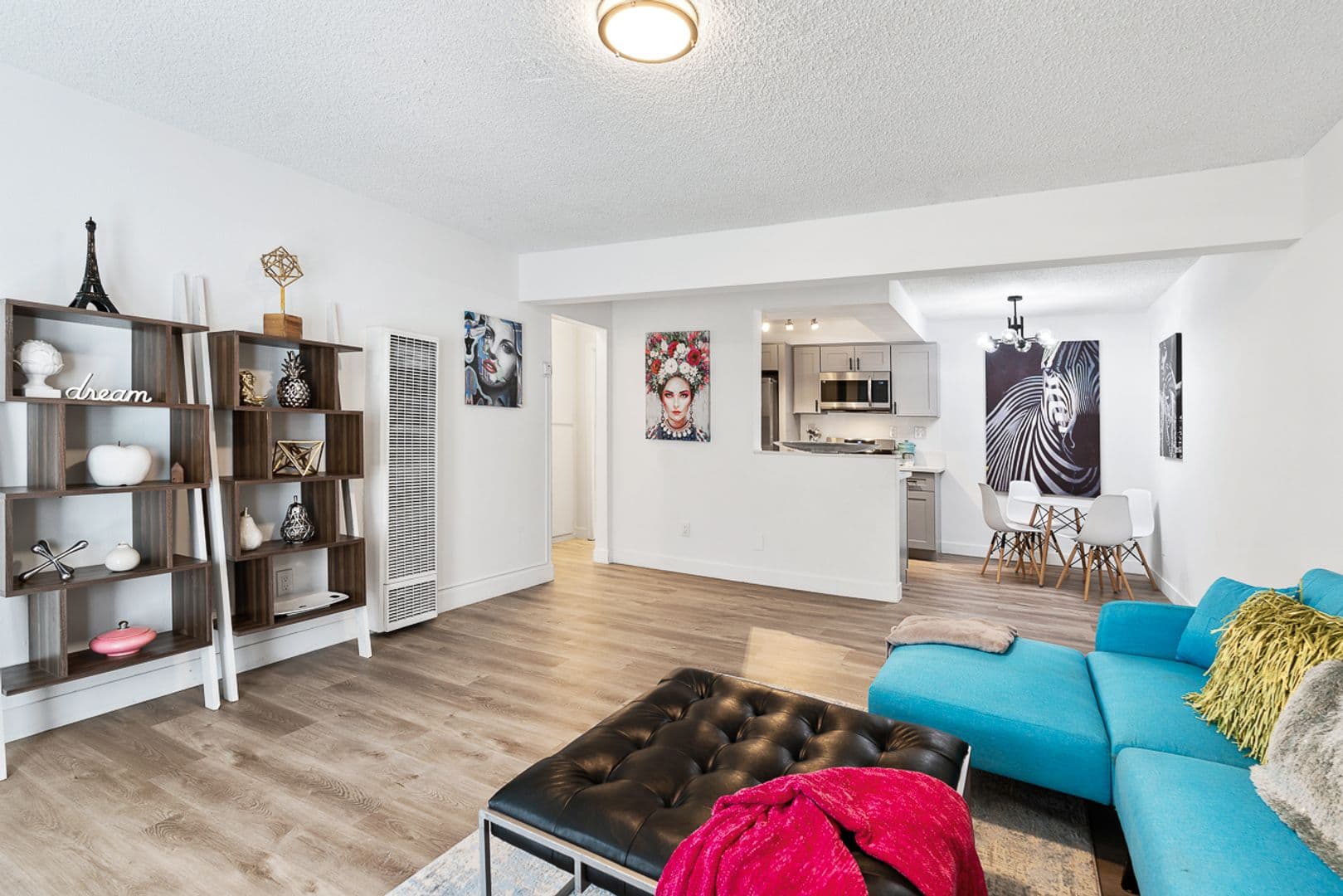 Long Beach Apartment: 5565 Ackerfield Ave.