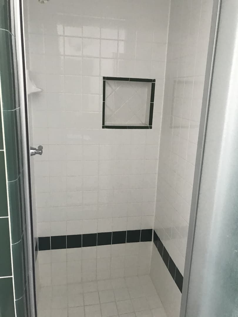 Los Angeles Condo: 1615 N. Laurel Ave - #203