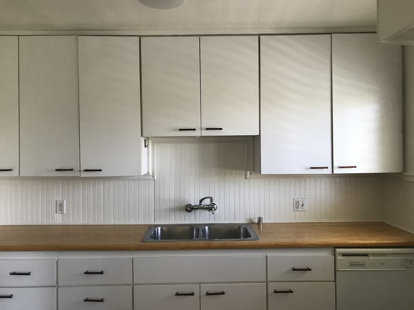 Los Angeles Condo: 1615 N. Laurel Ave - #203