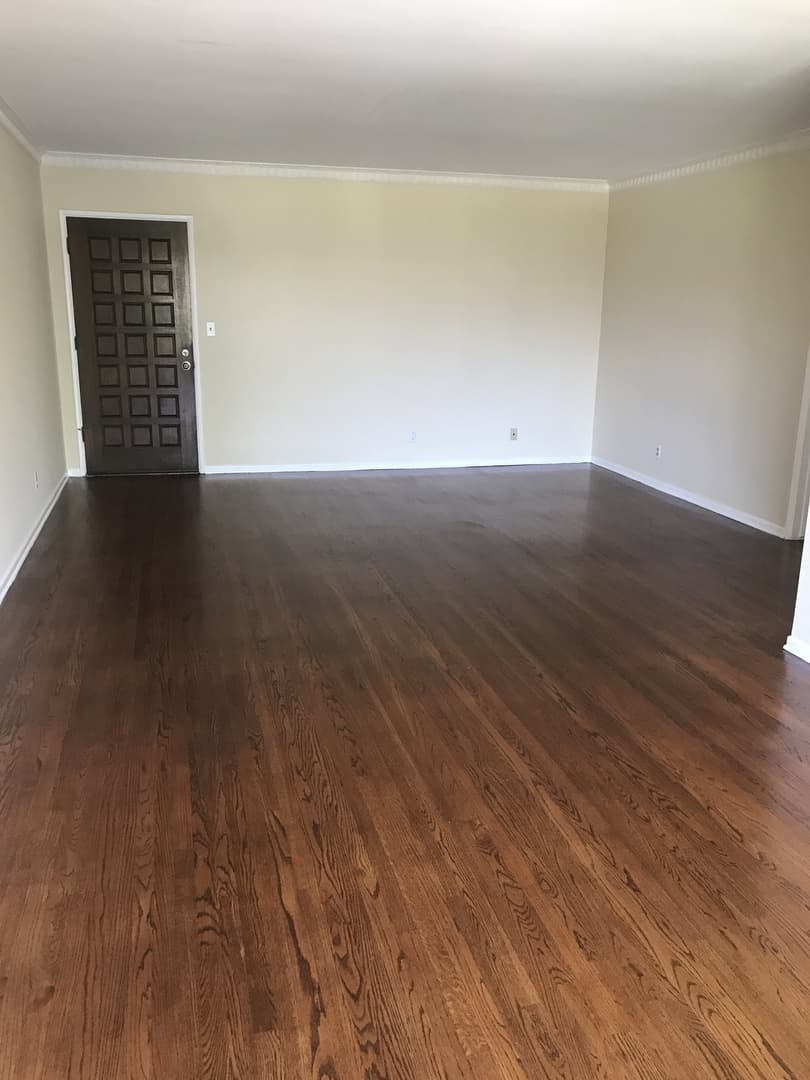 Los Angeles Condo: 1615 N. Laurel Ave - #203