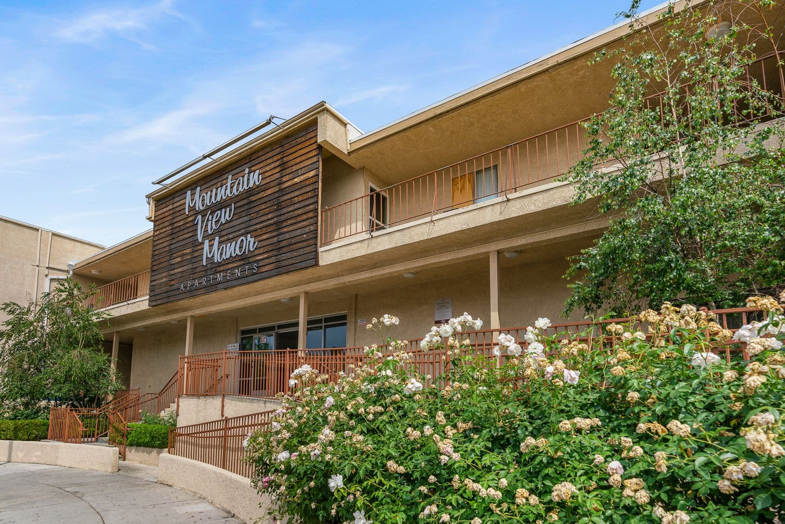 Sylmar Apartment: 12960 Dronfield Ave.