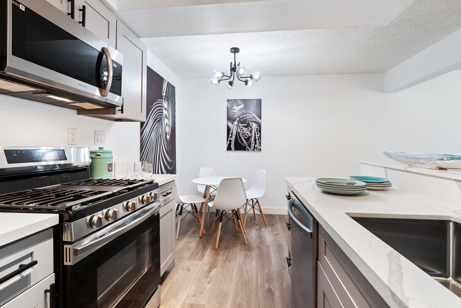 Long Beach Apartment: 5565 Ackerfield Ave.