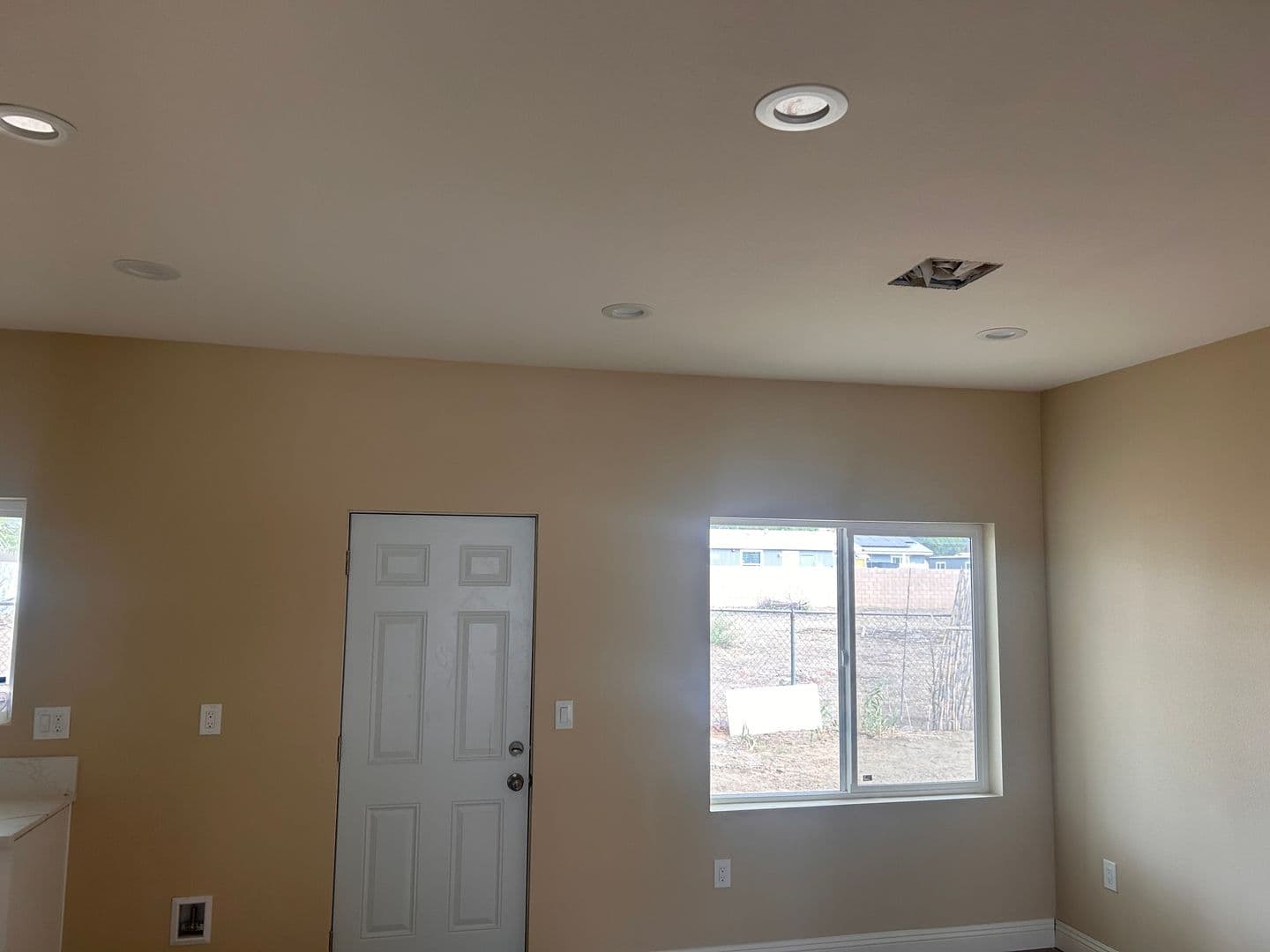 Fontana Apartment: 16186 Merrill Ave