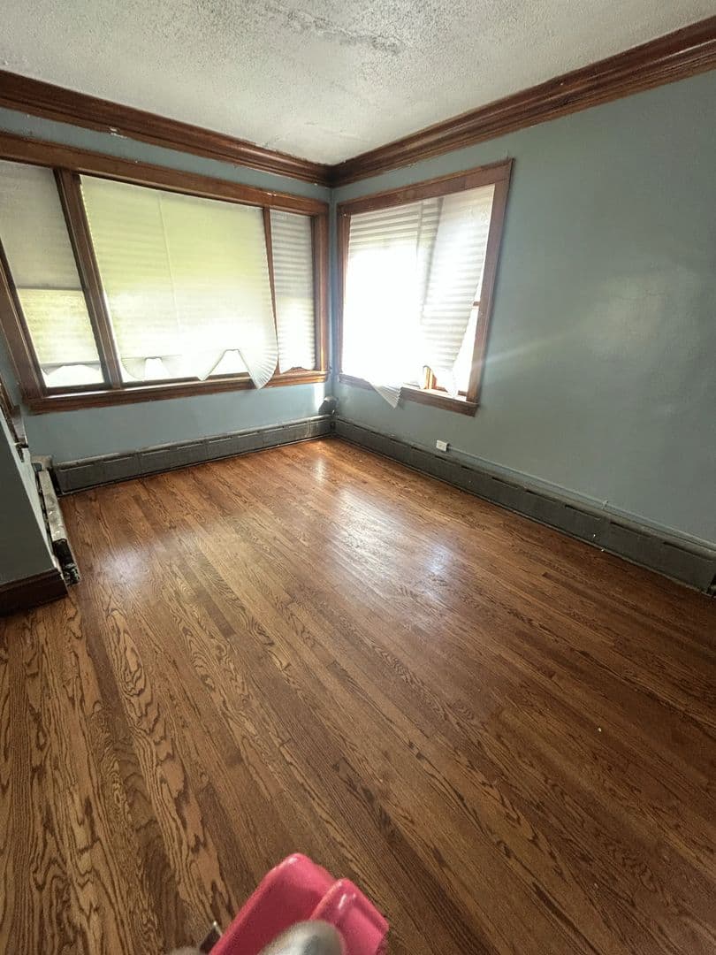 Gary Apartment: 1304 Garfield St