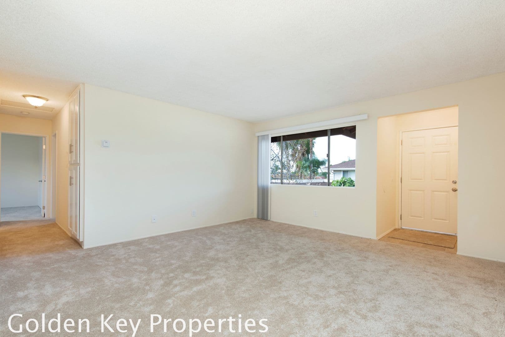 Vista Apartment: 1222 Palomar Place