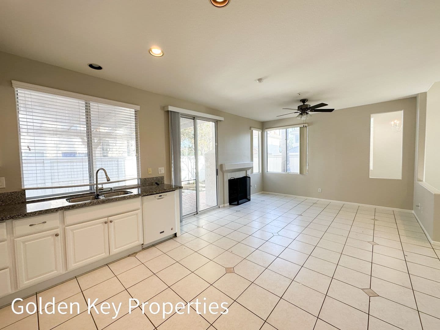 Vista House: 2081 Fairhope Loop
