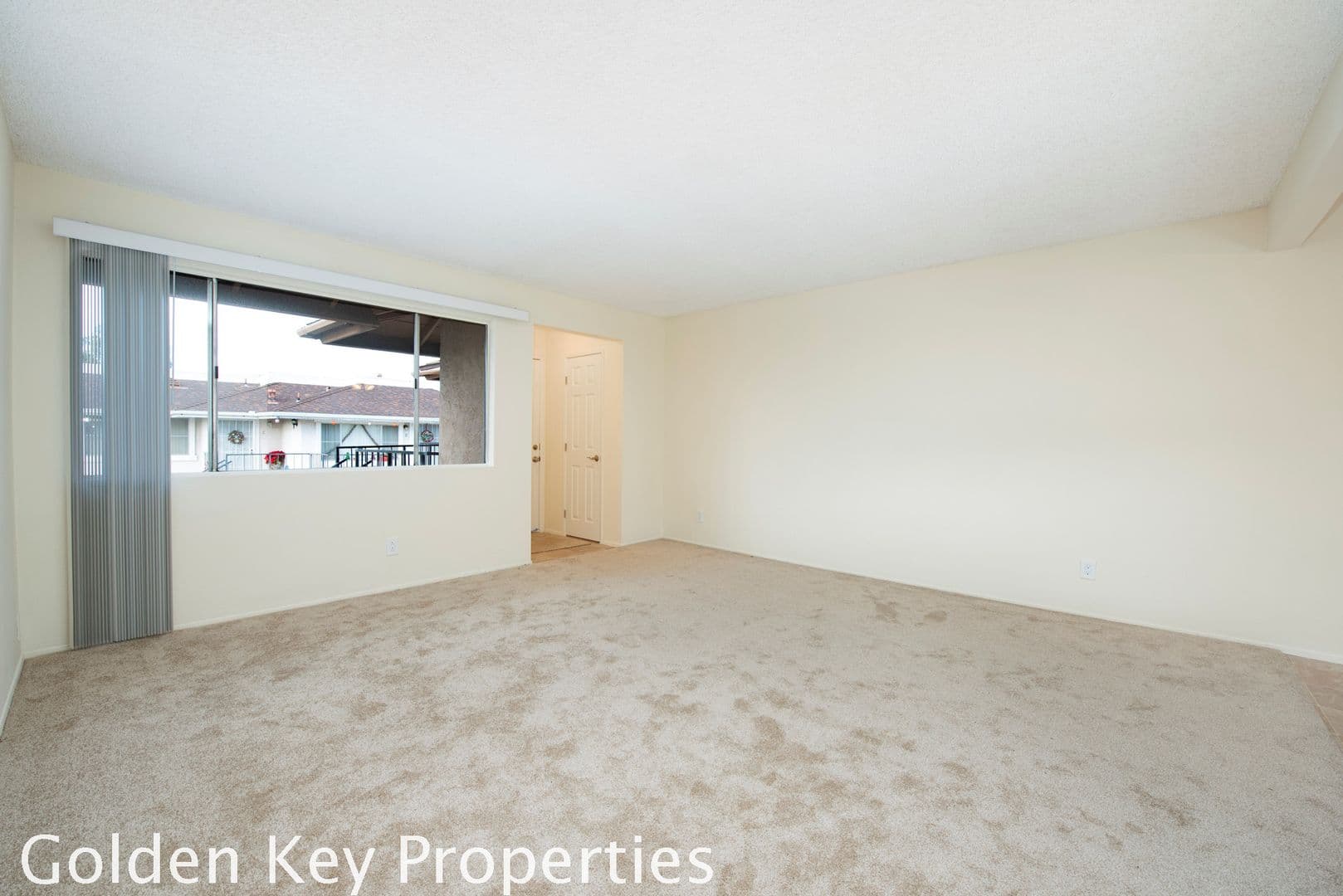 Vista Apartment: 1222 Palomar Place
