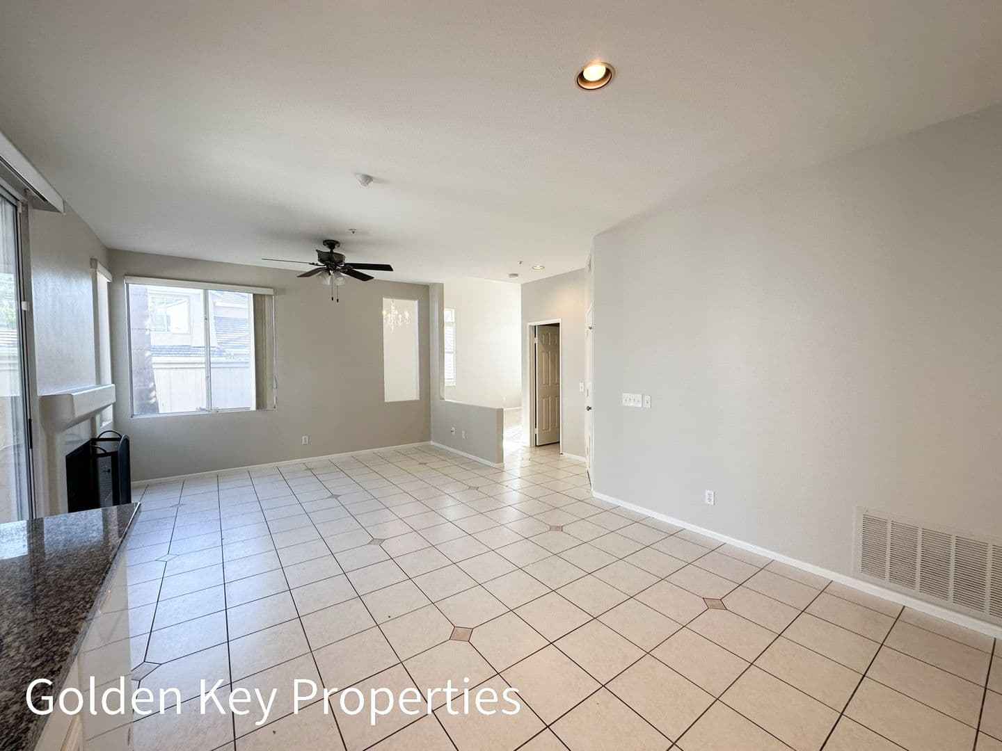 Vista House: 2081 Fairhope Loop