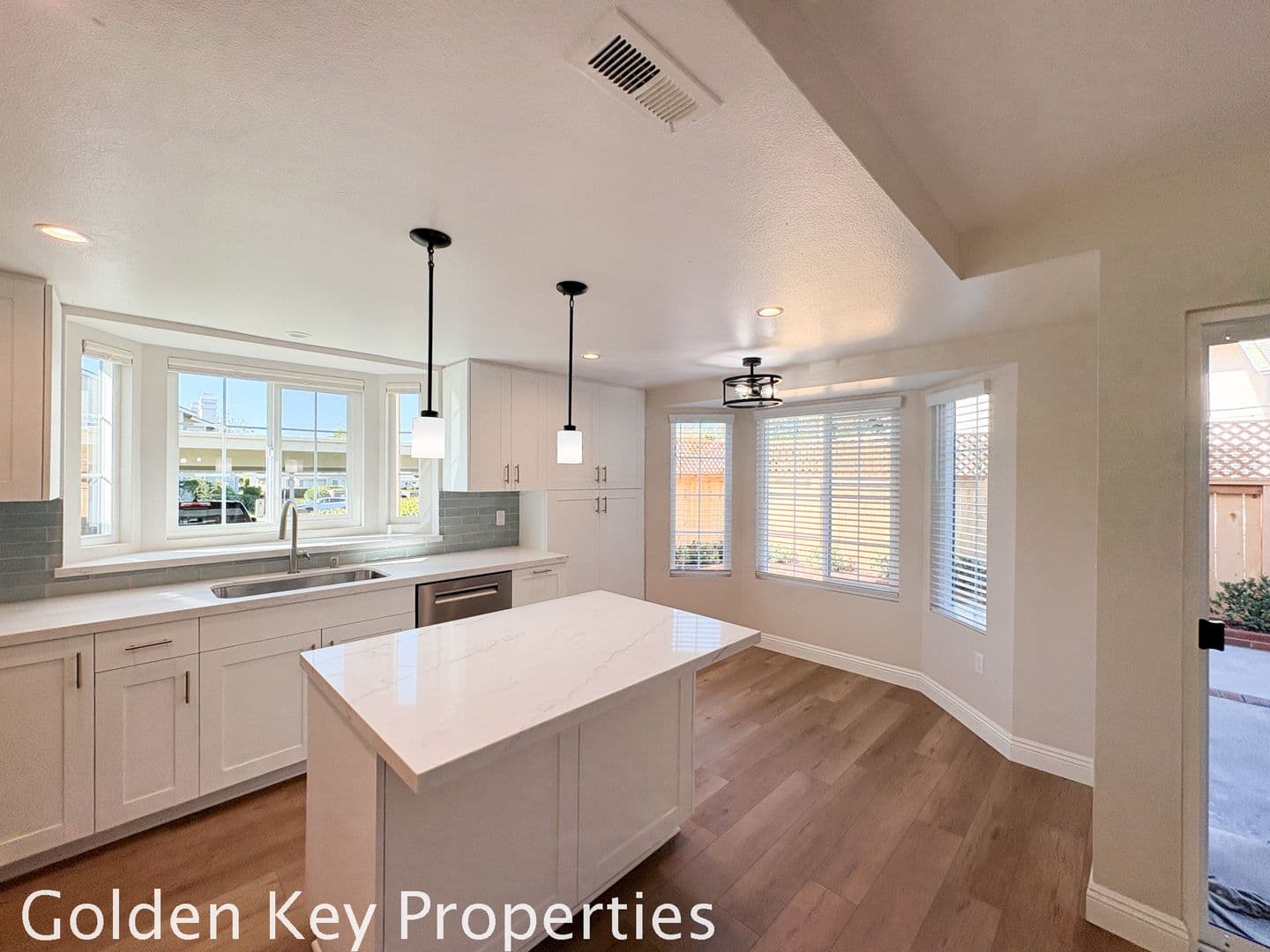Carlsbad House: 3784 Portland Court