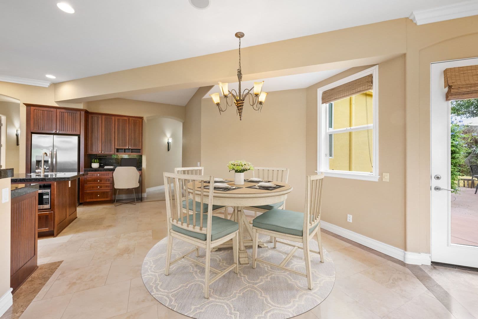 Oceanside House: 1524 Hunsaker Street