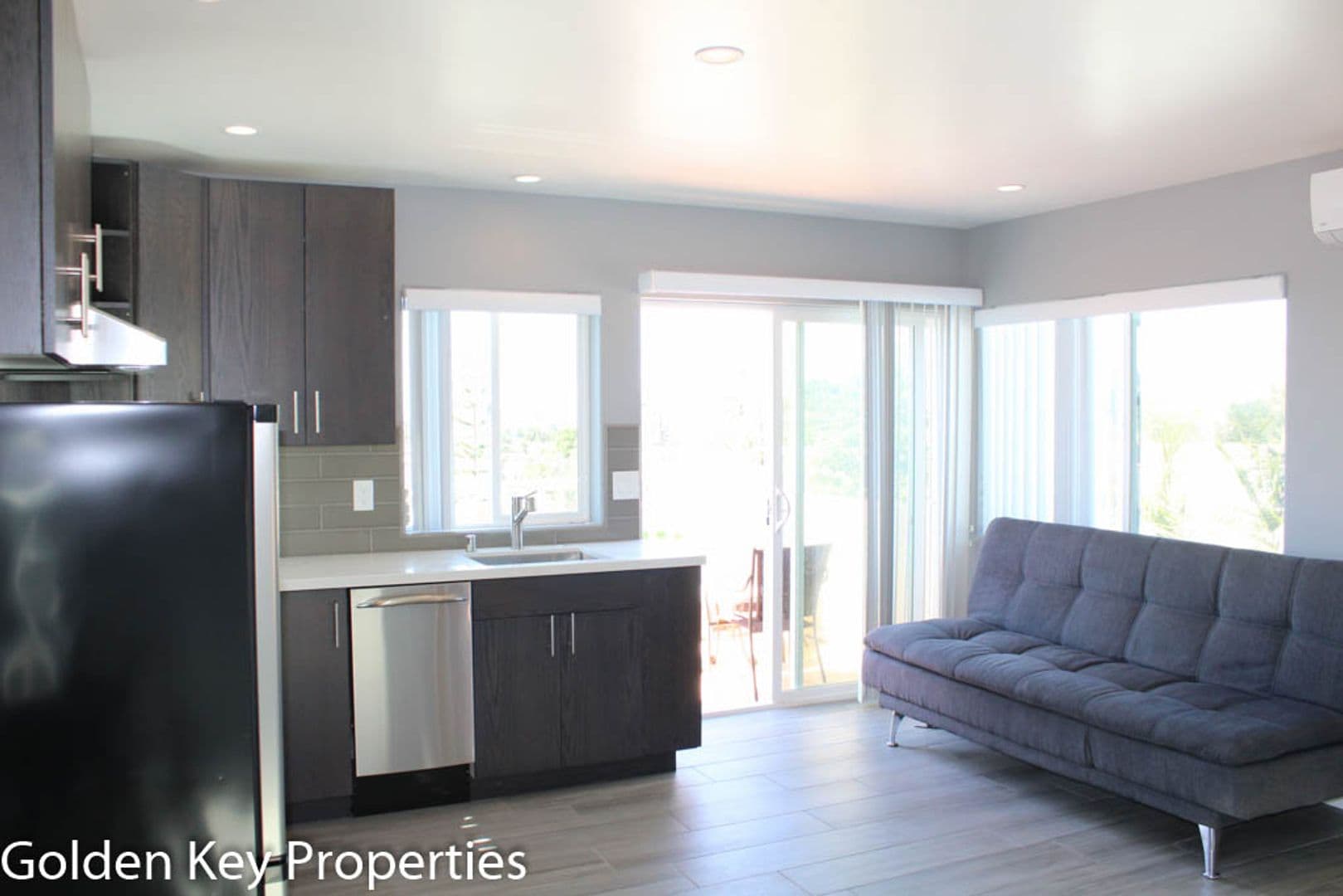Carlsbad House: 2063 Laurie Circle