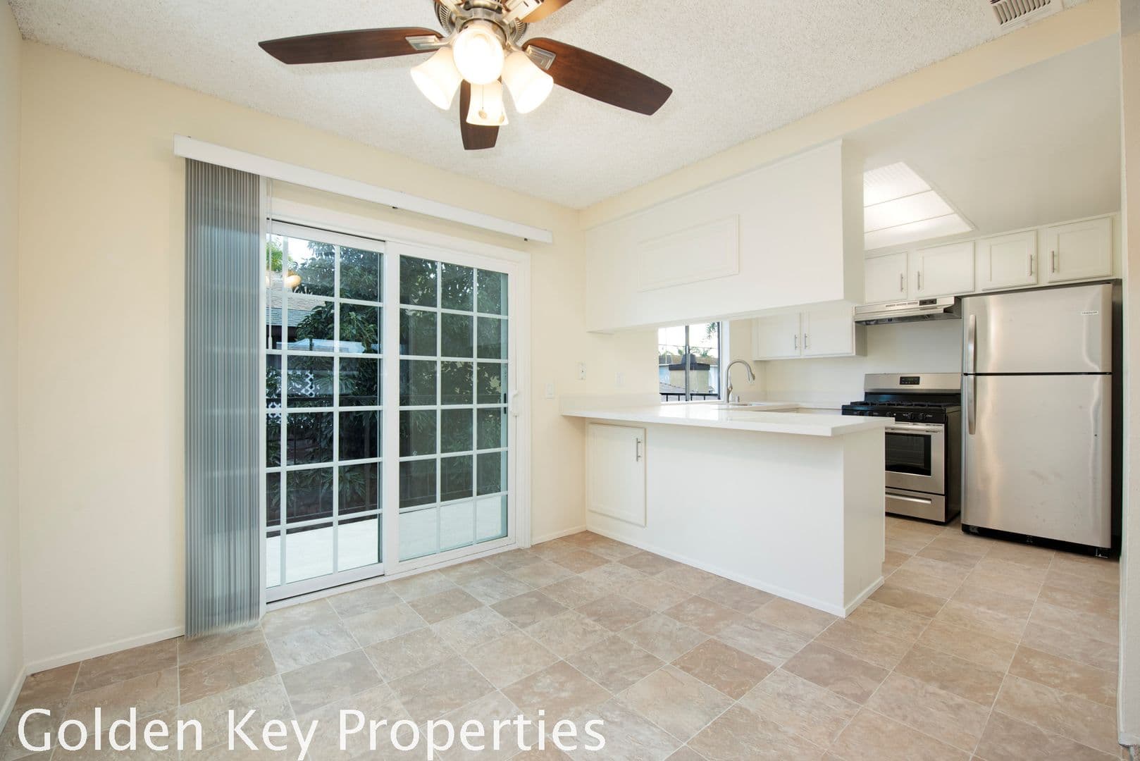 Vista Apartment: 1222 Palomar Place