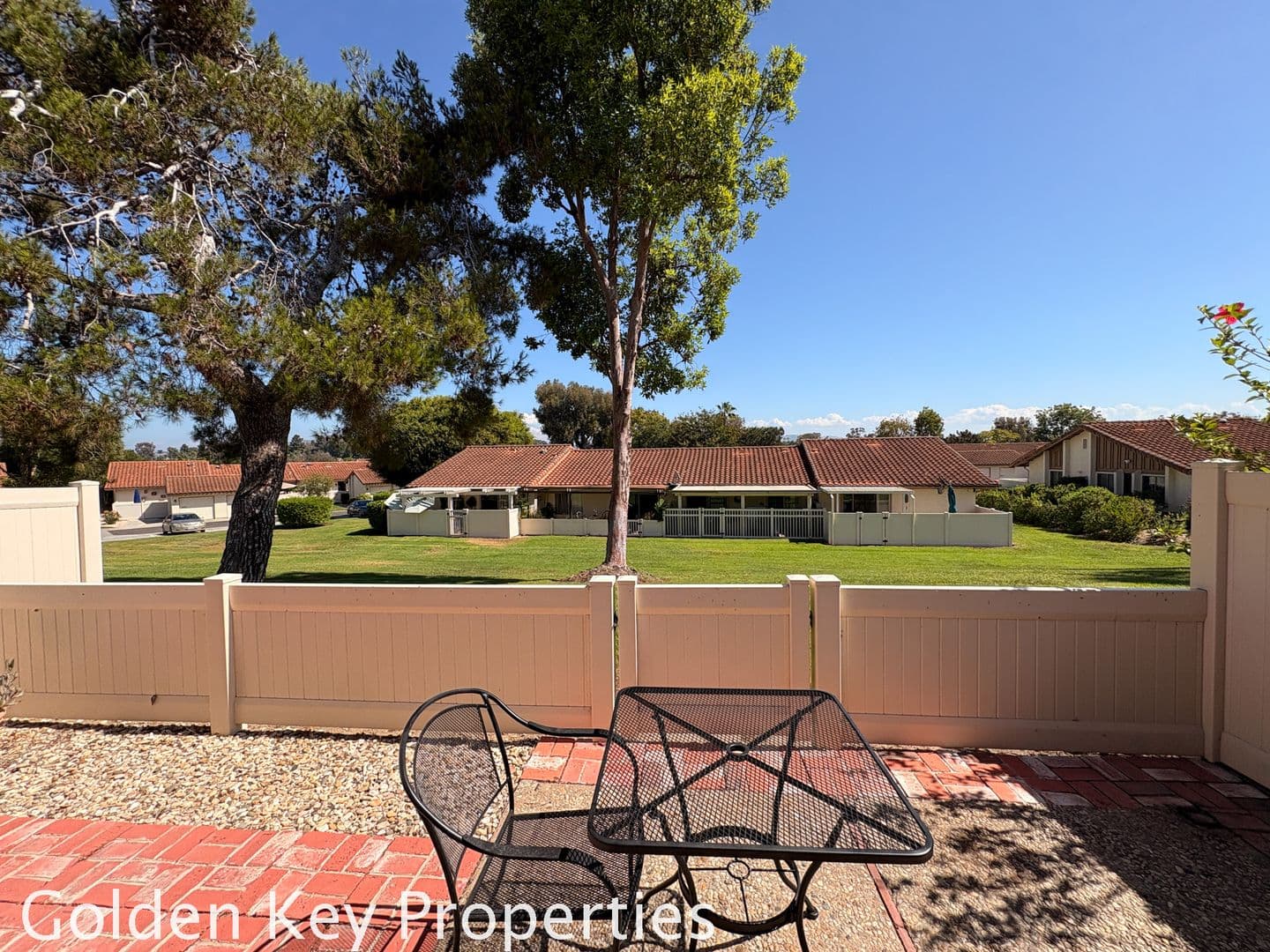 Encinitas Townhome: 1734 Pleasantdale Dr.