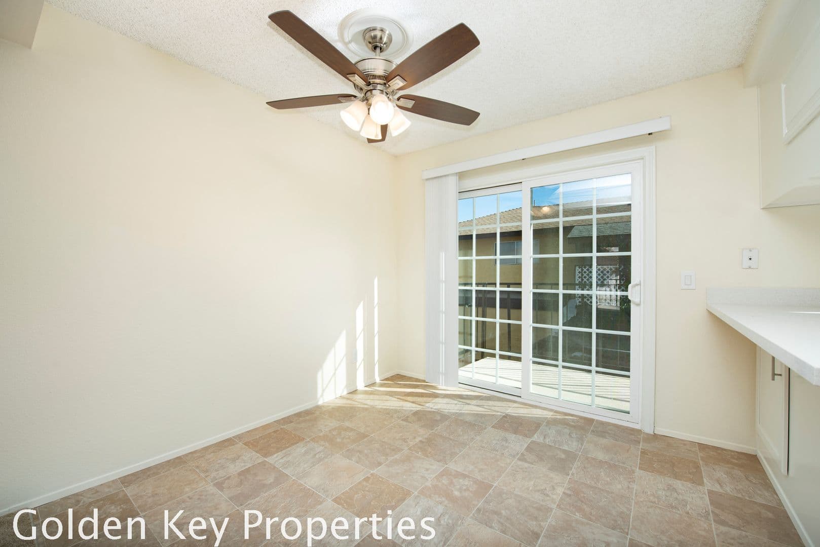 Vista Apartment: 1222 Palomar Place