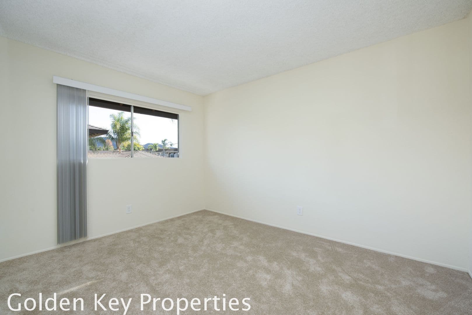 Vista Apartment: 1222 Palomar Place