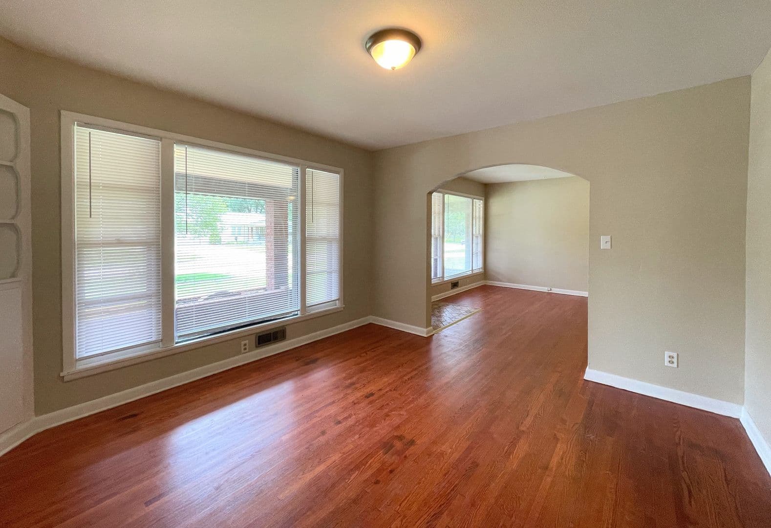 Wichita House: 3412 W 9th St N