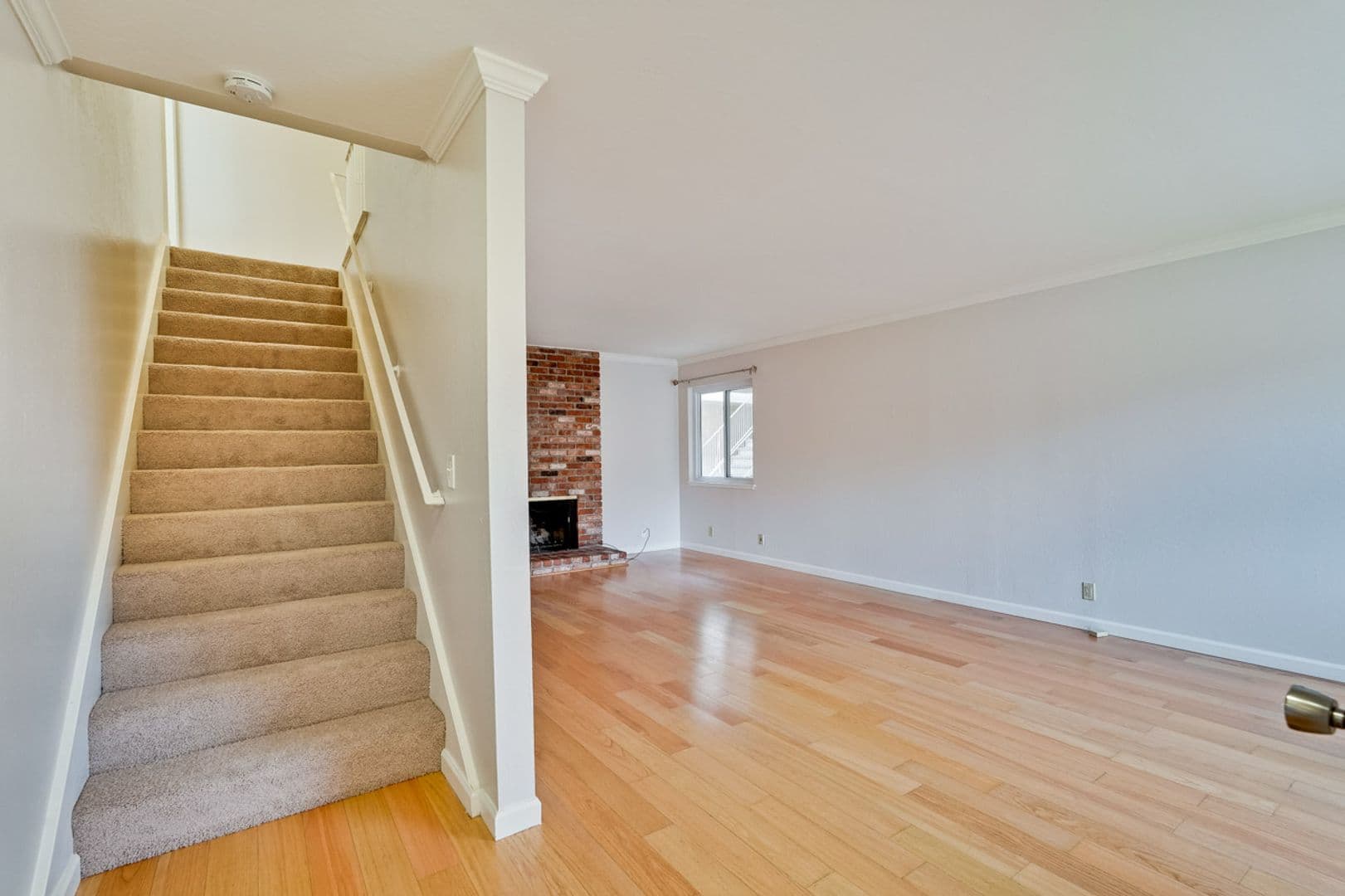 Sunnyvale Apartment: 699 Grand Coulee Avenue