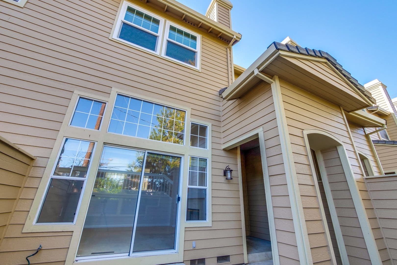 San Jose Townhome: 4616 Hampton Falls Pl