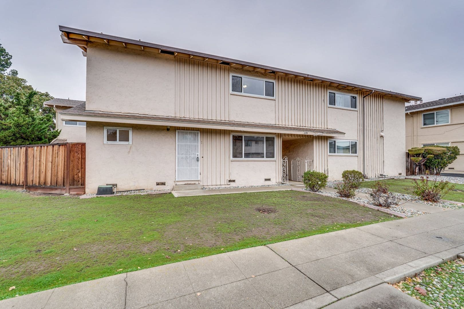 Sunnyvale Apartment: 699 Grand Coulee Avenue