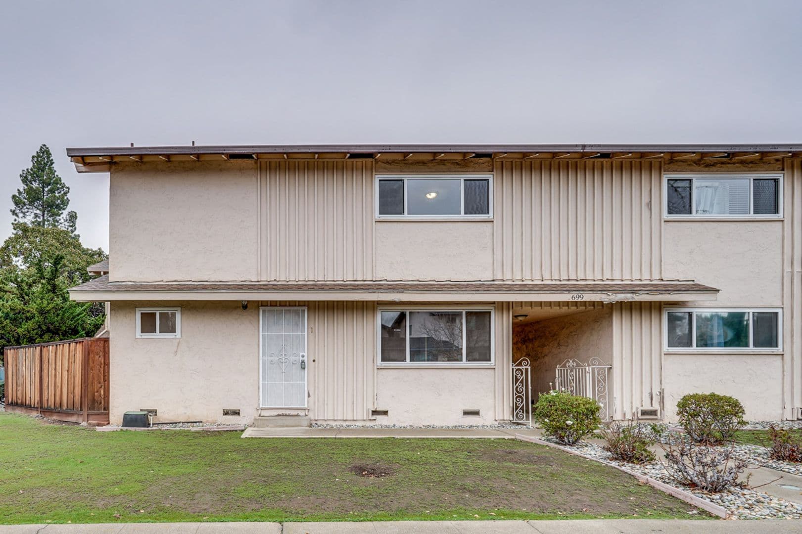 Sunnyvale Apartment: 699 Grand Coulee Avenue
