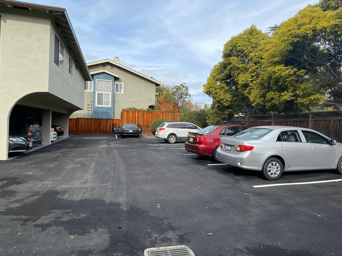 Sunnyvale Apartment: 670 Morse Avenue