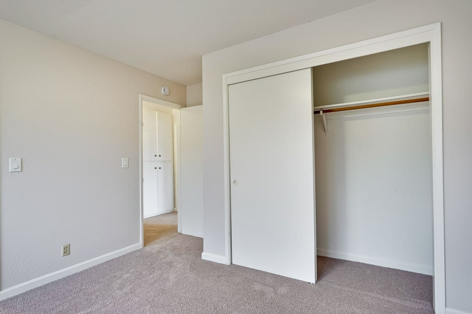 Sunnyvale Apartment: 699 Grand Coulee Avenue