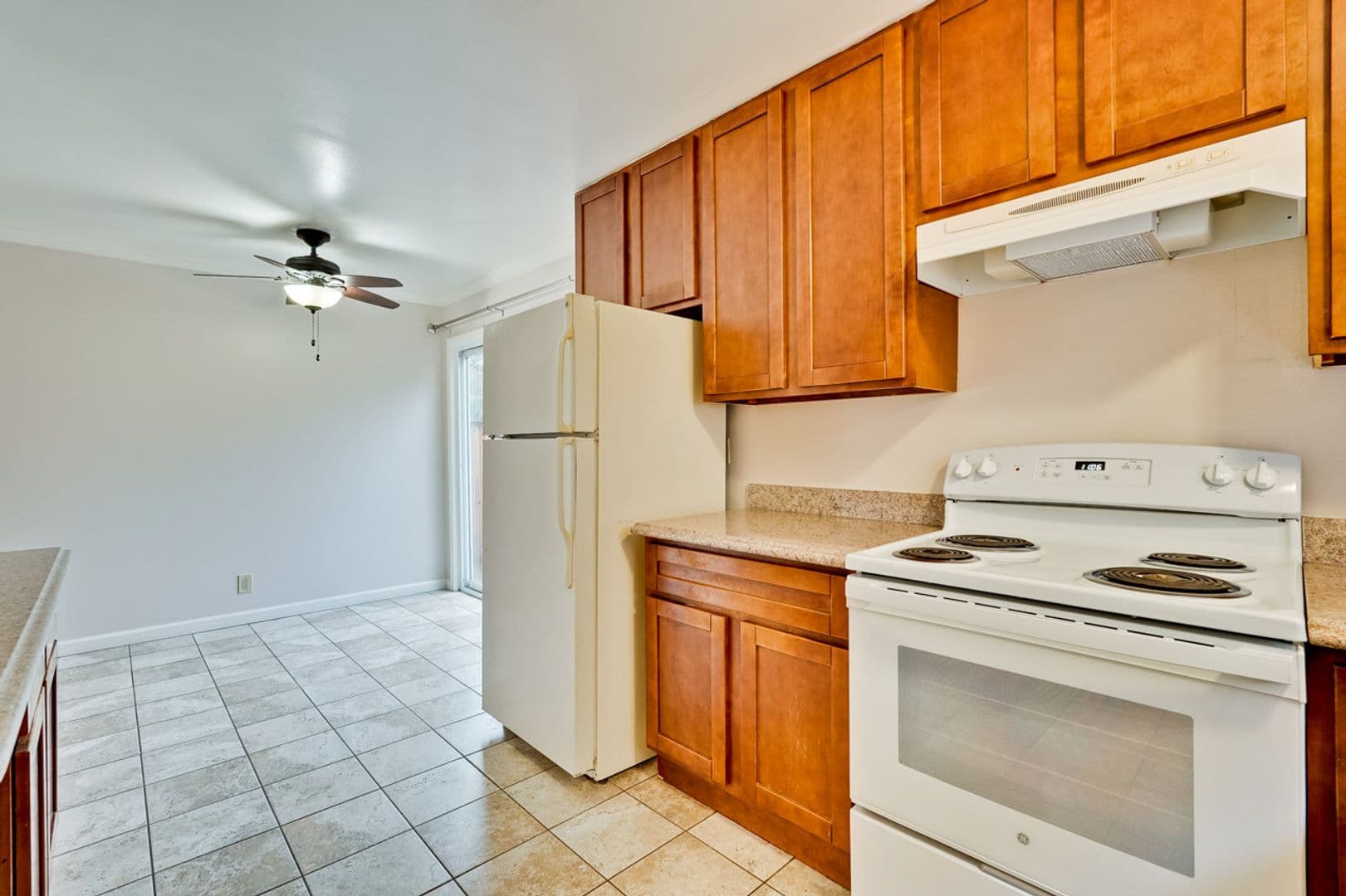 Sunnyvale Apartment: 699 Grand Coulee Avenue