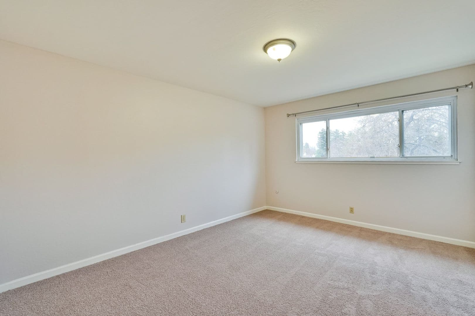 Sunnyvale Apartment: 699 Grand Coulee Avenue