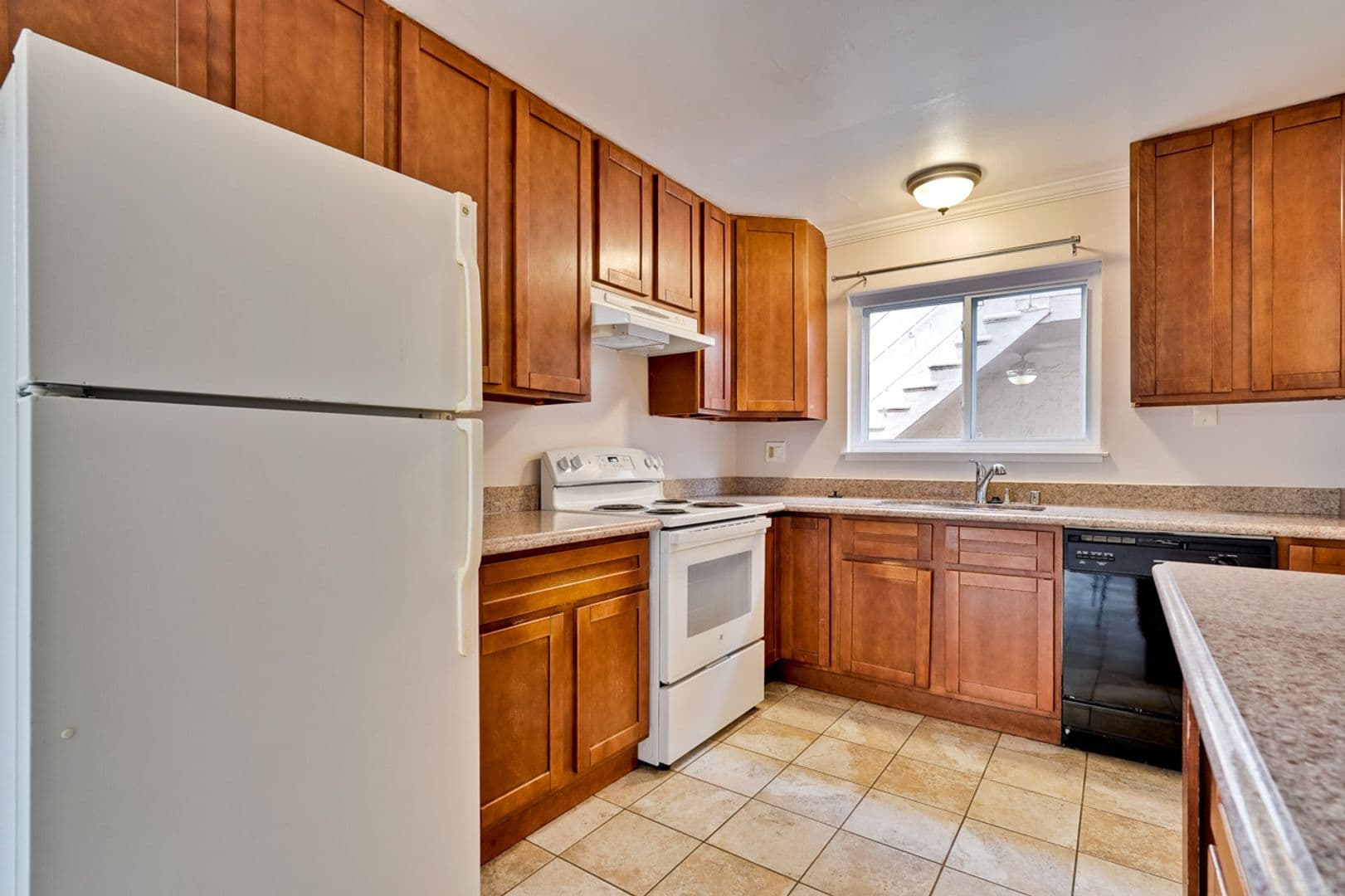Sunnyvale Apartment: 699 Grand Coulee Avenue