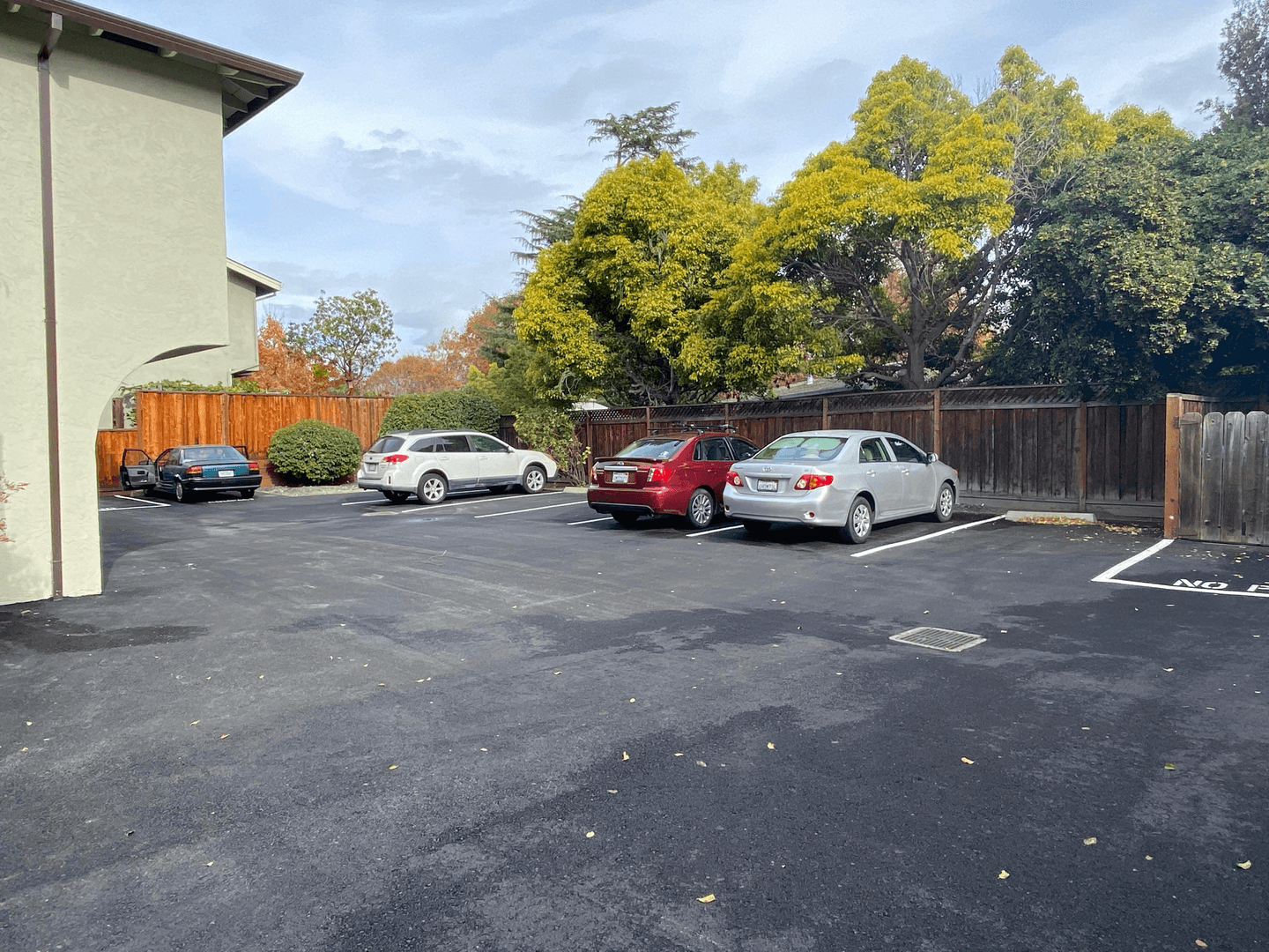Sunnyvale Apartment: 670 Morse Avenue