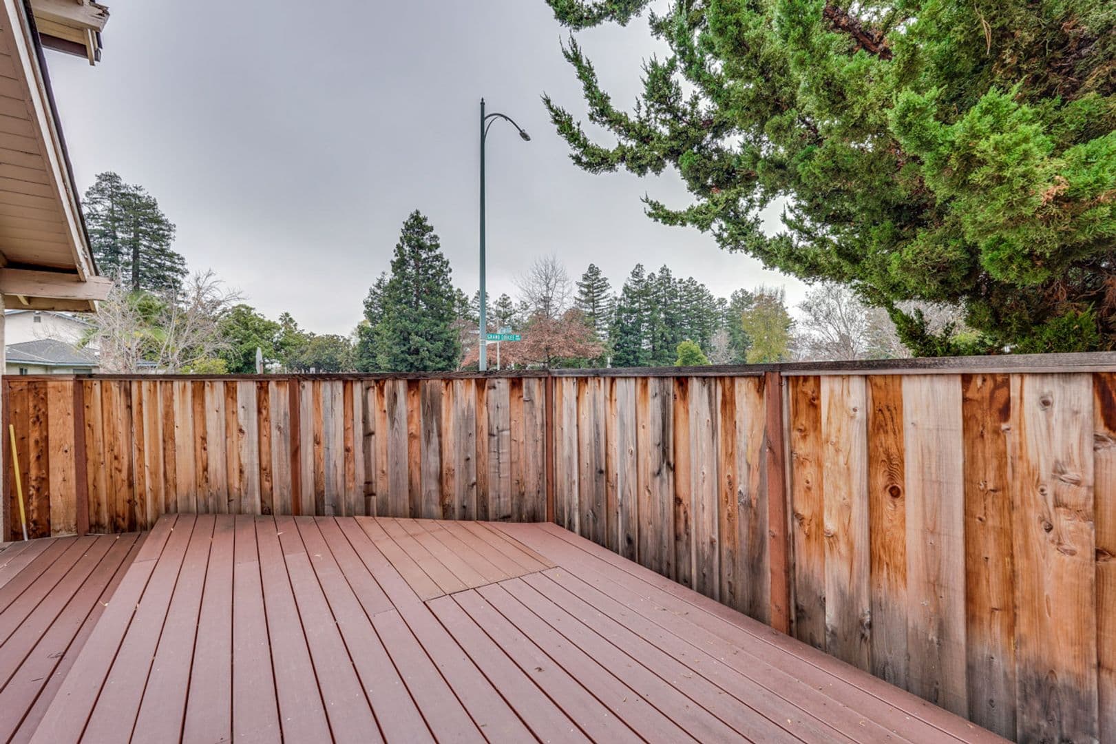 Sunnyvale Apartment: 699 Grand Coulee Avenue