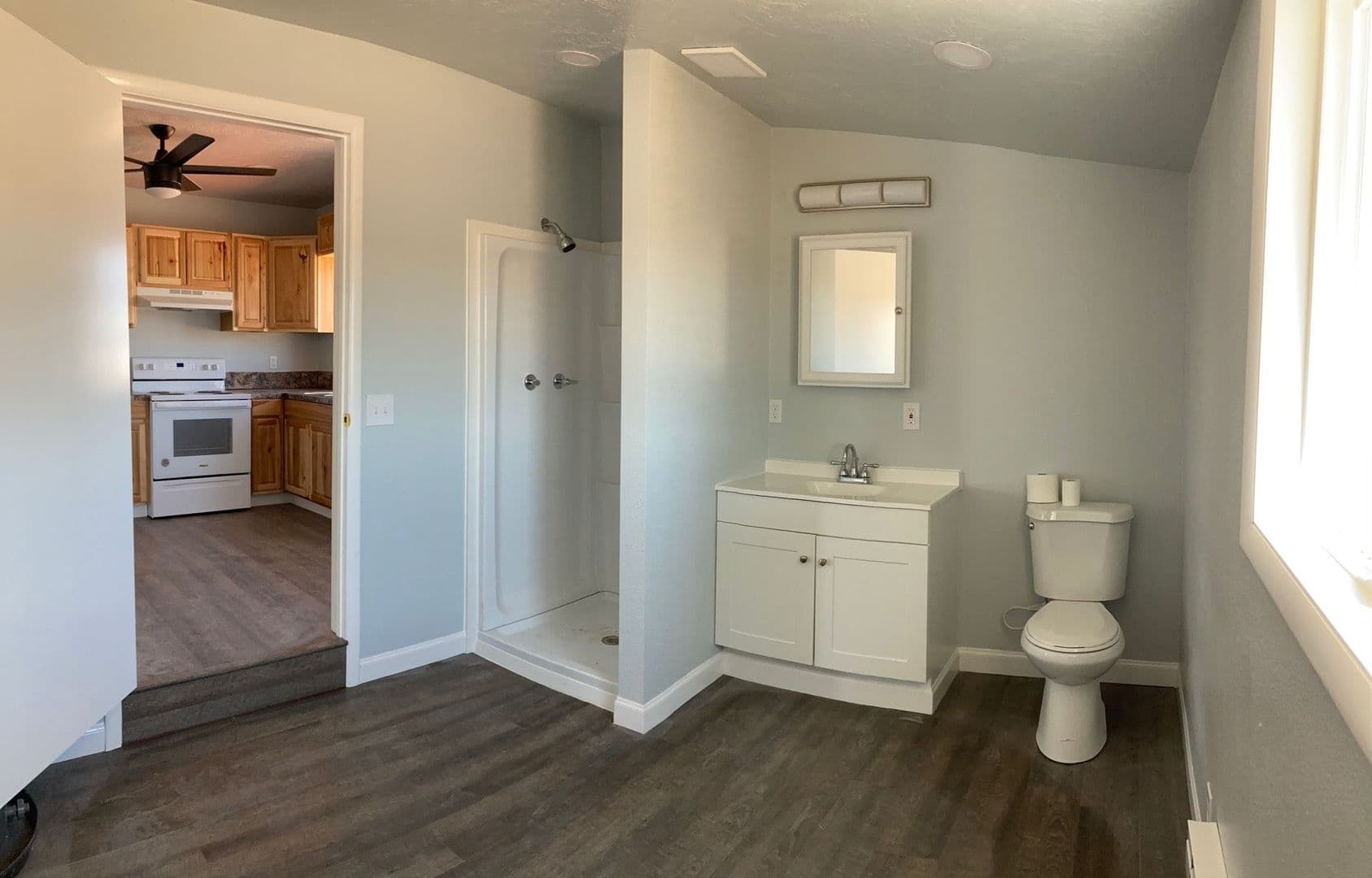 Wilder House: 24470 Ustick Rd