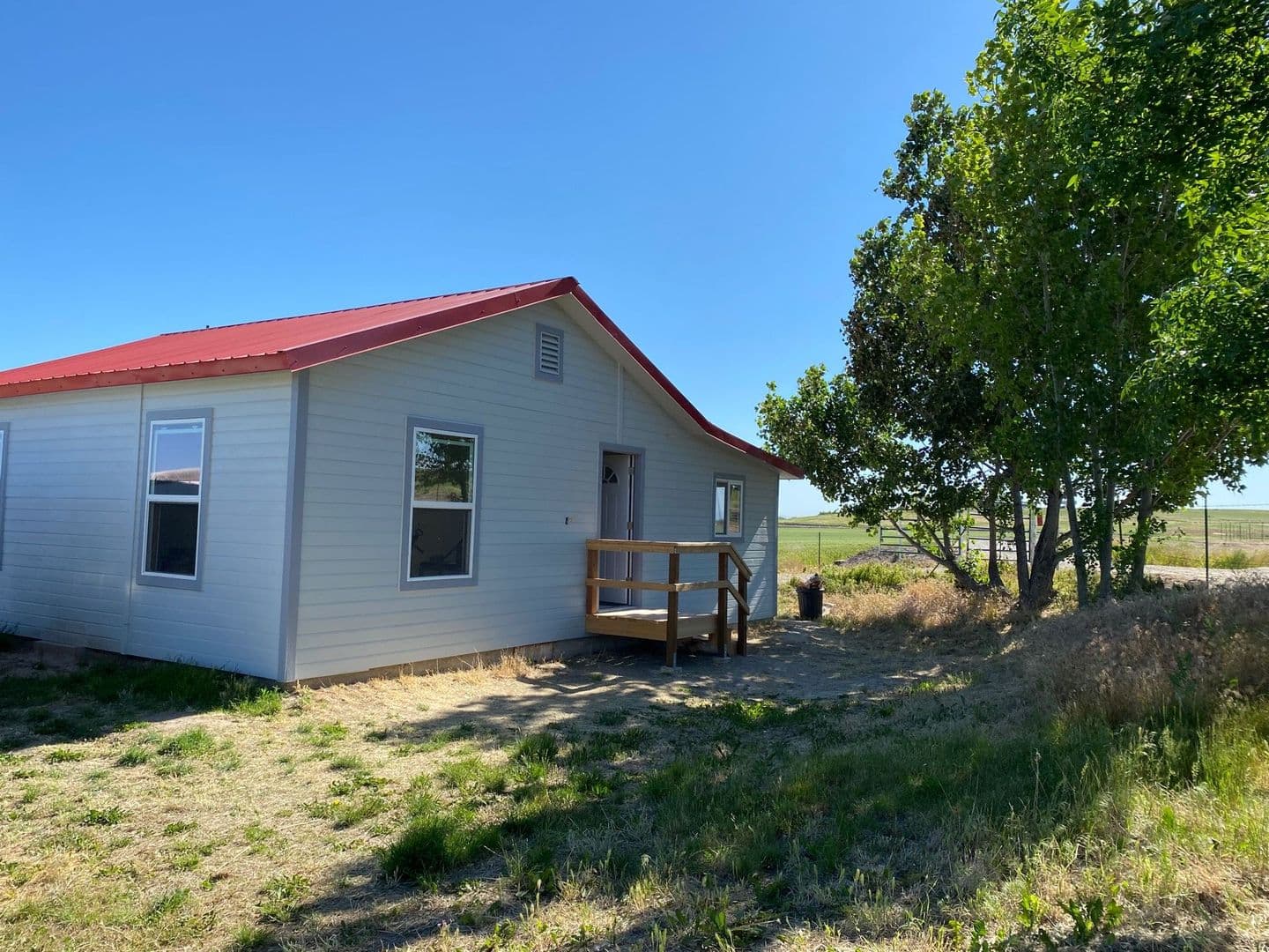 Wilder House: 24470 Ustick Rd