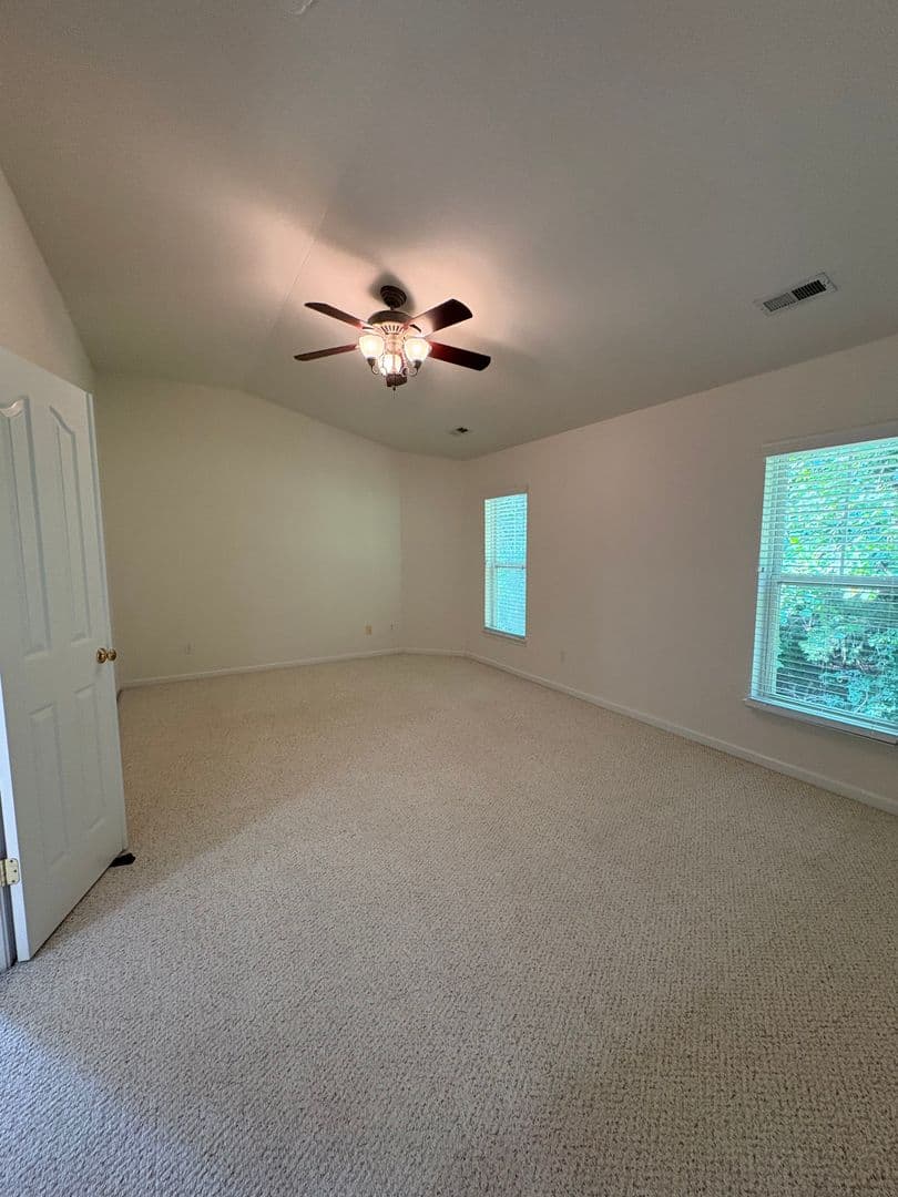 Charlotte Townhome: 10979 Princeton Village Dr