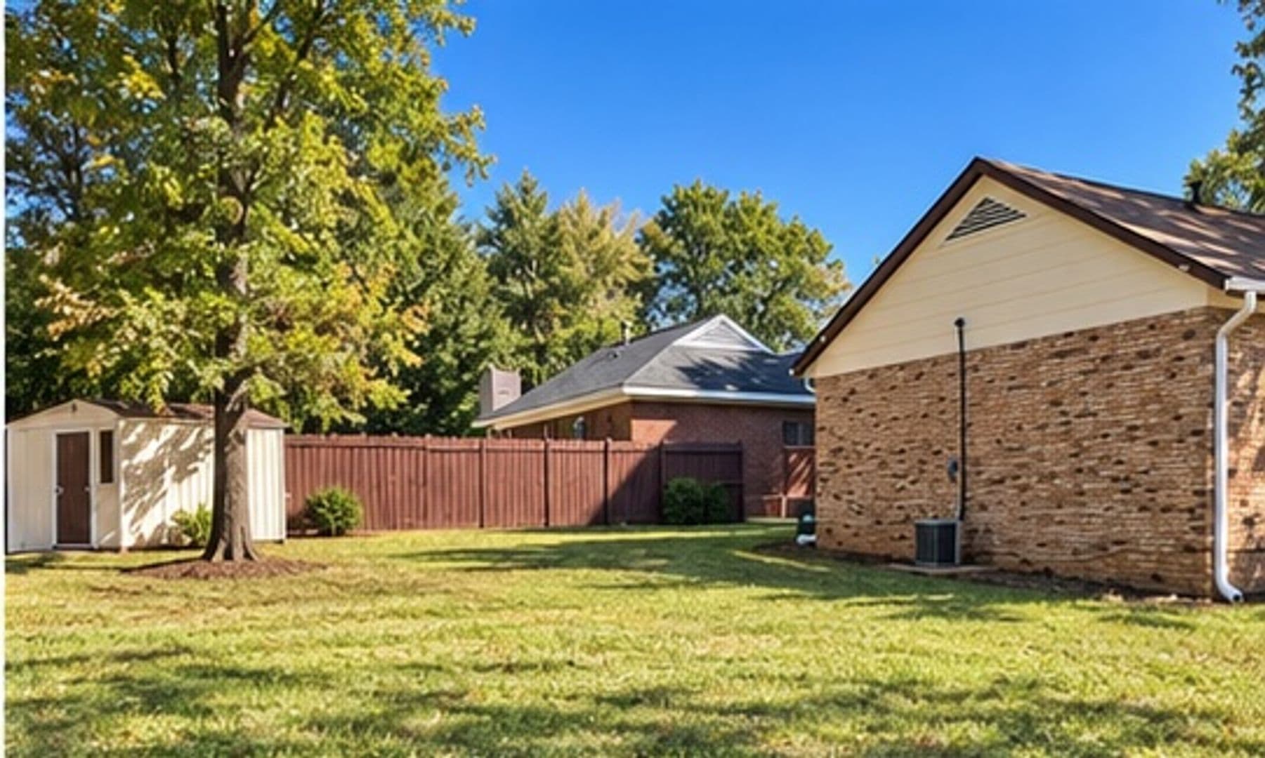 Charlotte House: 4401 Brittmore Ct