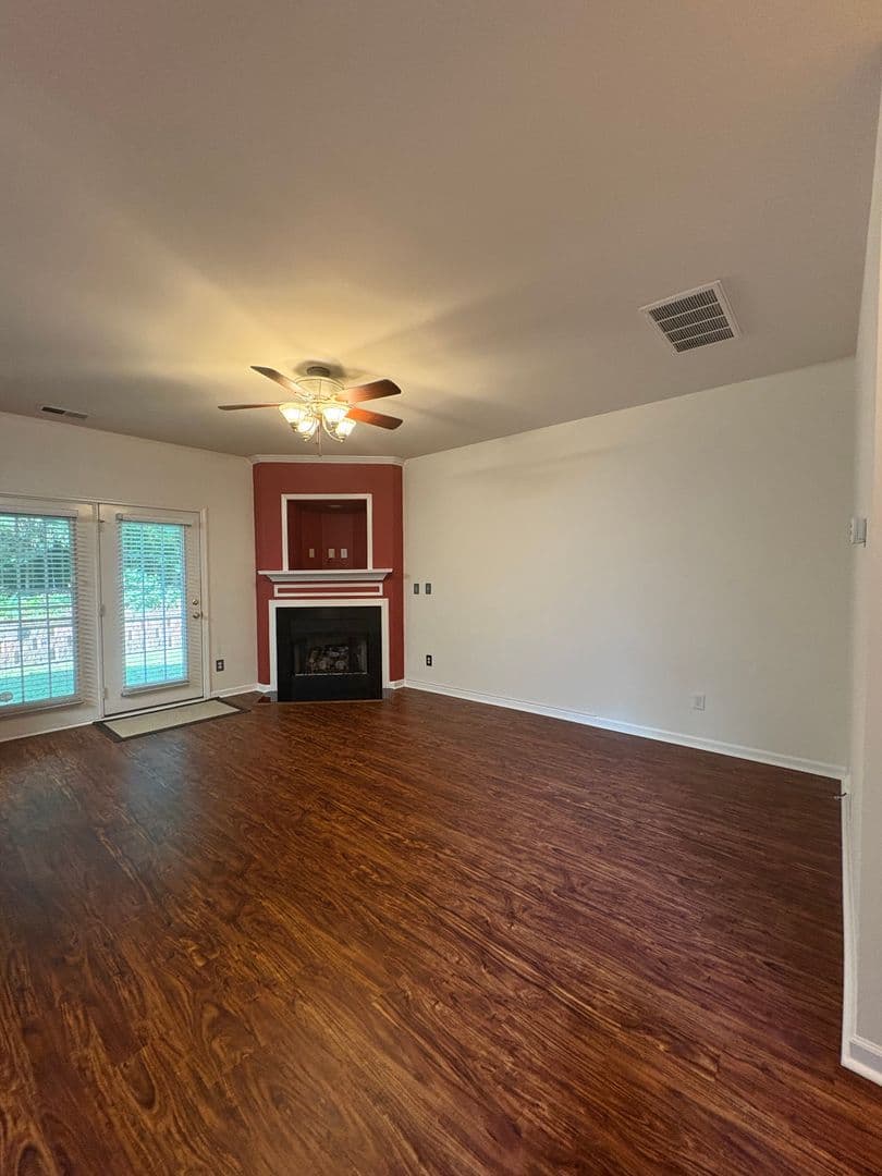 Charlotte Townhome: 10979 Princeton Village Dr
