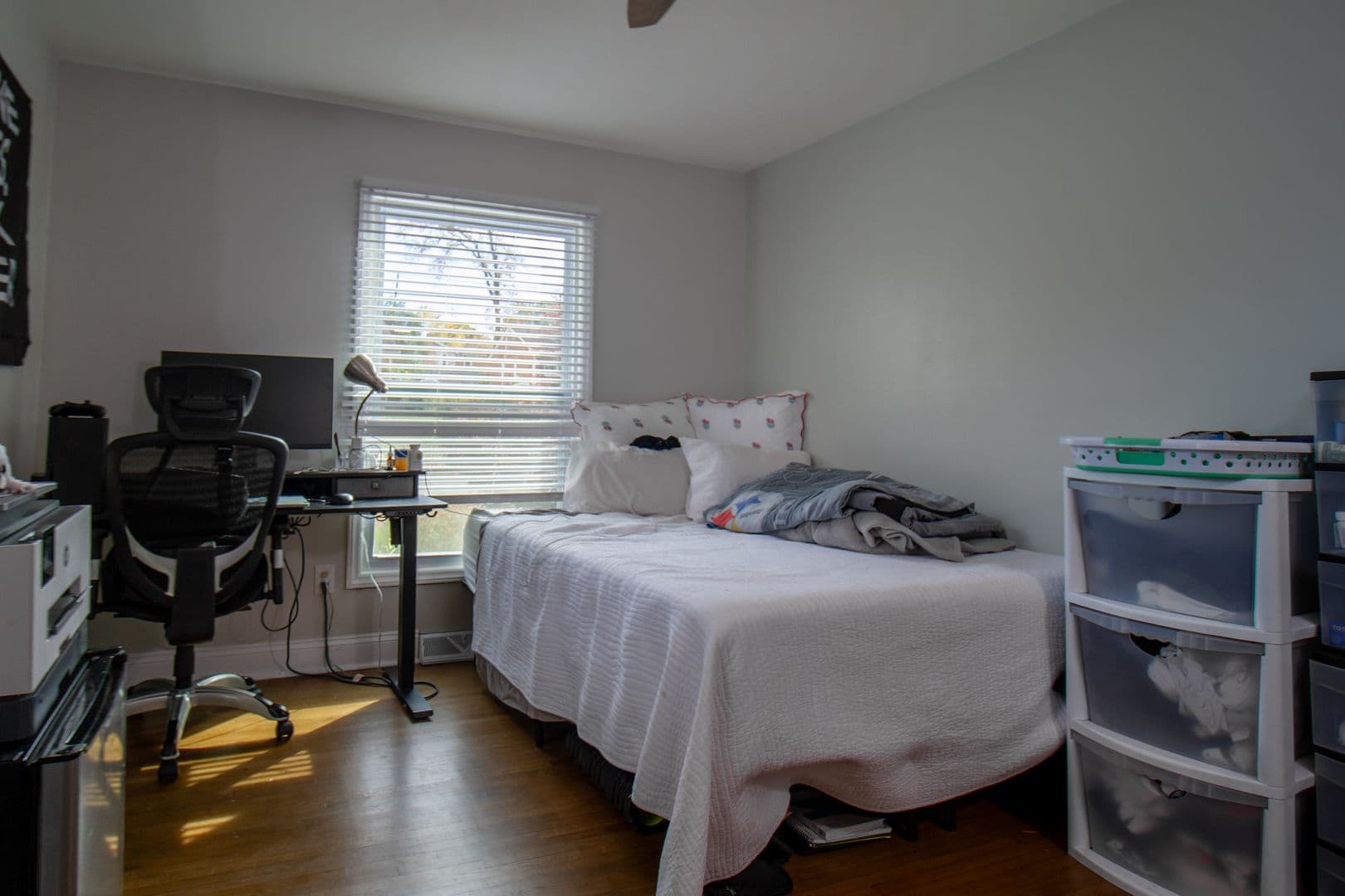 Charlotte House: 3520 Sargeant Dr