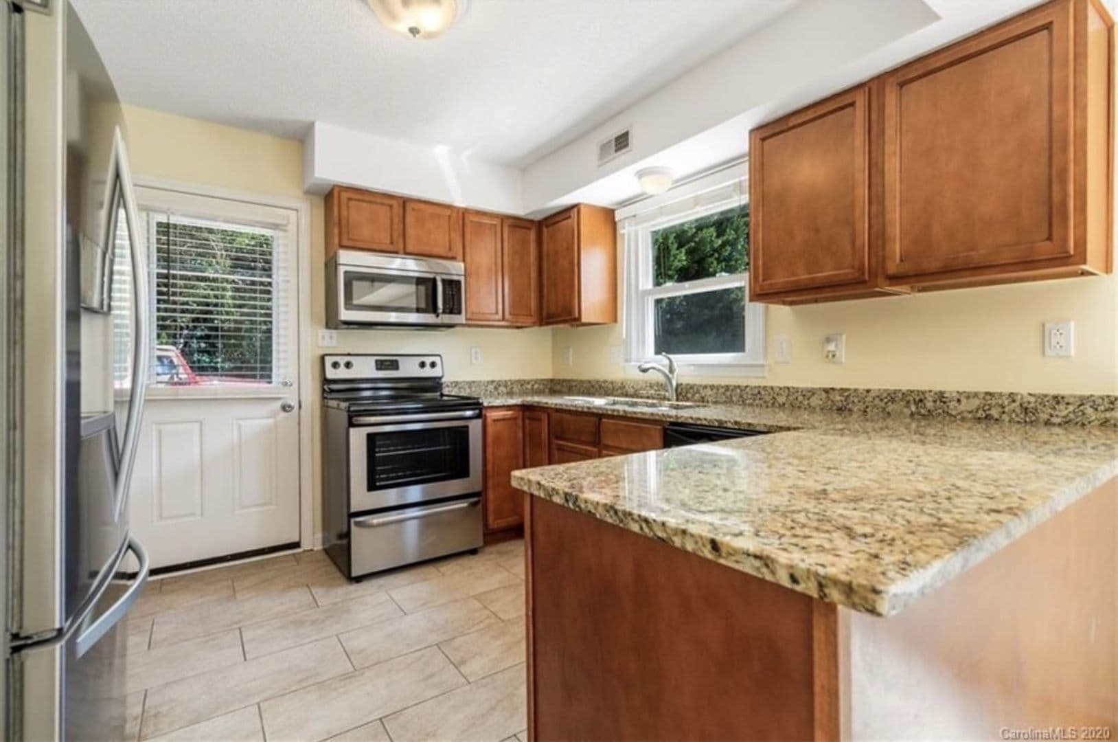 Charlotte House: 11610 Charnwood Ct
