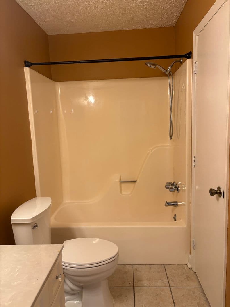 Charlotte House: 4401 Brittmore Ct