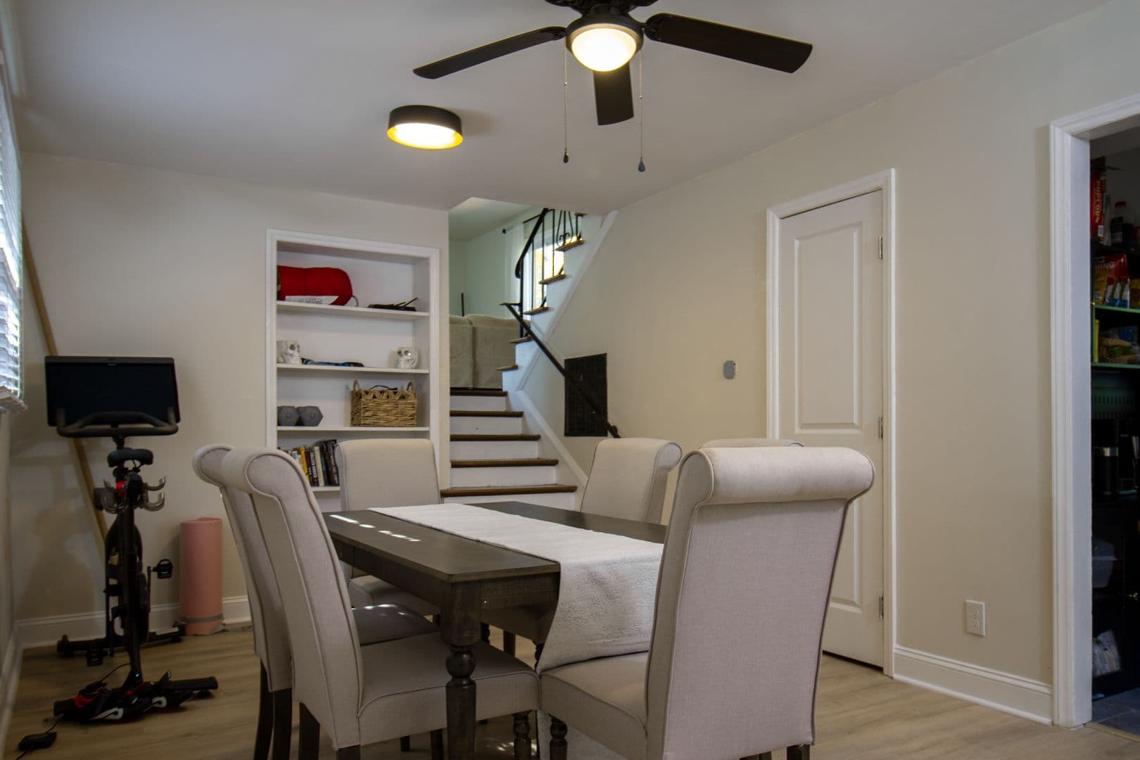Charlotte House: 3520 Sargeant Dr